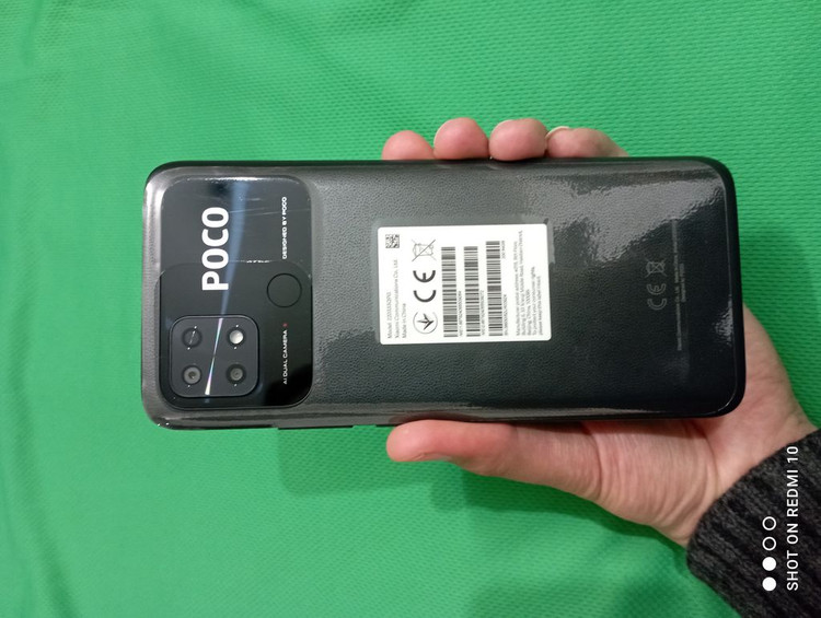 گوشی موبایل شیائومی مدل Poco C40 دو سیم کارت ظرفیت 64 گیگابایت و رم 4 گیگابایت- گلوبال همراه با گلس رایگان به صورت اشانتیون از طرف فروشگاه وکیل