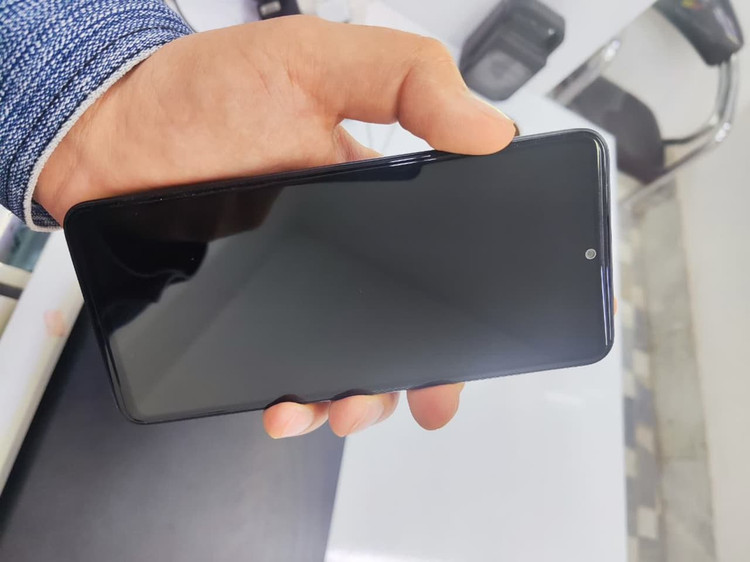 گوشی موبایل شیائومی مدل Redmi Note 12 4G دو سیم کارت ظرفیت 128 گیگابایت و رم 8 گیگابایت - گلوبال کارکرده