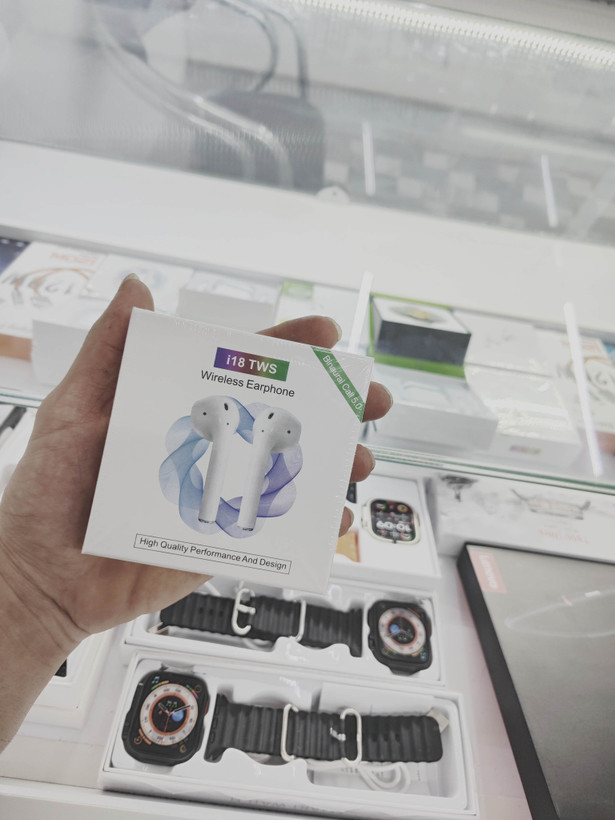 ایرپاد بلوتوثی I18 TWS V5.0 جعبه سفید هندزفری بلوتوثی آیفونی